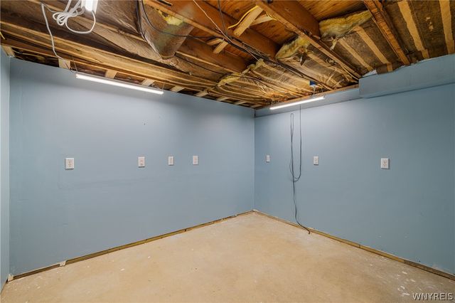 500 Elma Meadow Lane, Elma, NY 14059