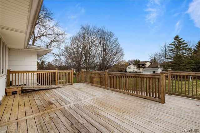 500 Elma Meadow Lane, Elma, NY 14059