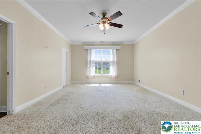 2088 Kingsview Road, Lower Macungie Twp, PA 18062