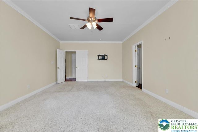 2088 Kingsview Road, Lower Macungie Twp, PA 18062