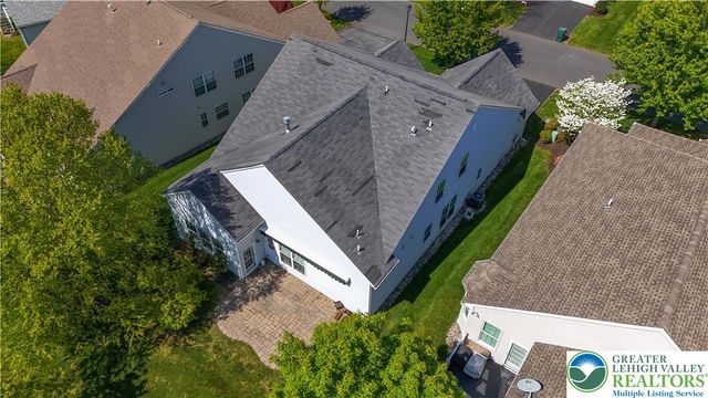 2088 Kingsview Road, Lower Macungie Twp, PA 18062