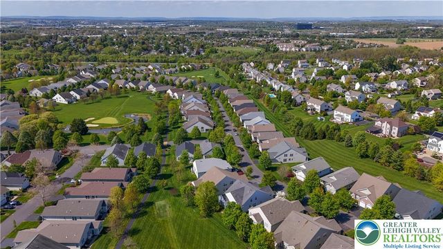 2088 Kingsview Road, Lower Macungie Twp, PA 18062