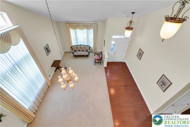 2088 Kingsview Road, Lower Macungie Twp, PA 18062