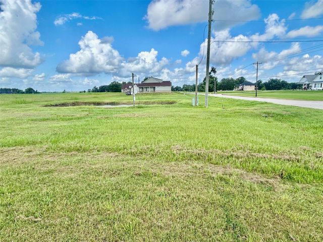 1579 Quarter Horse Trail, Angleton, TX 77515