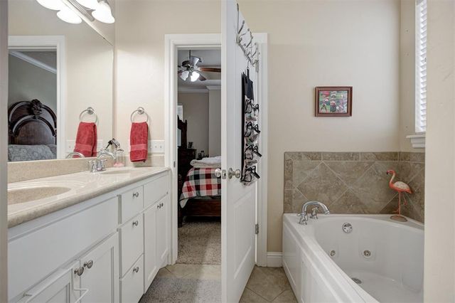 117 Chardonnay Lane, Norman, OK 73071