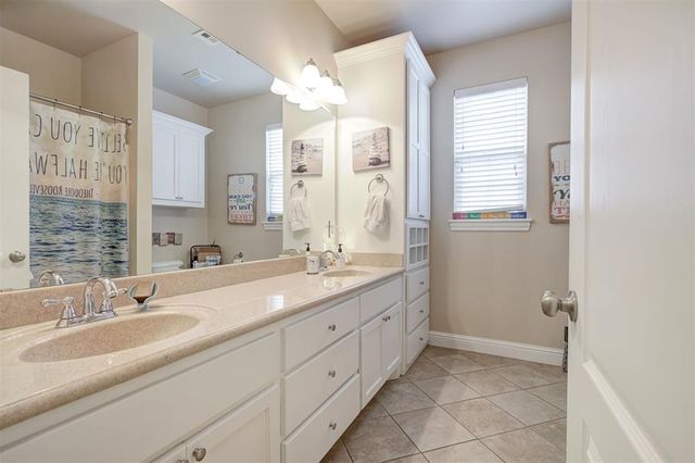117 Chardonnay Lane, Norman, OK 73071