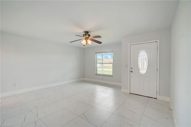 2214 SE 13th ST, Cape Coral, FL 33990