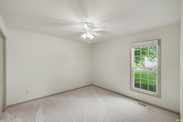 6433 Armstrong Drive, South Bend, IN 46614
