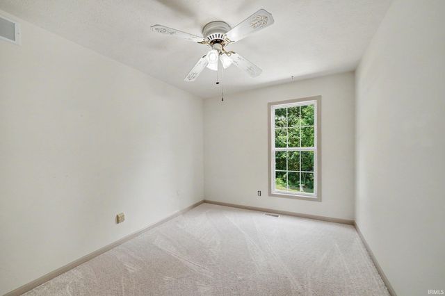 6433 Armstrong Drive, South Bend, IN 46614