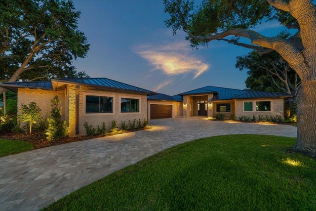 19 HIBISCUS ROAD, Belleair, FL 33756