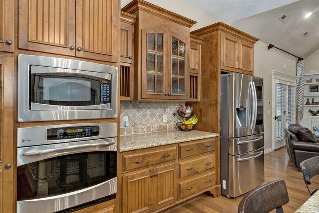 2915 E Chinkapin Lane, Springfield, MO 65804