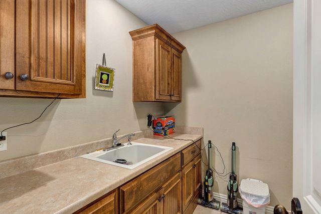 2915 E Chinkapin Lane, Springfield, MO 65804