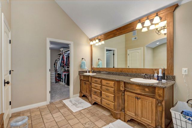 2915 E Chinkapin Lane, Springfield, MO 65804