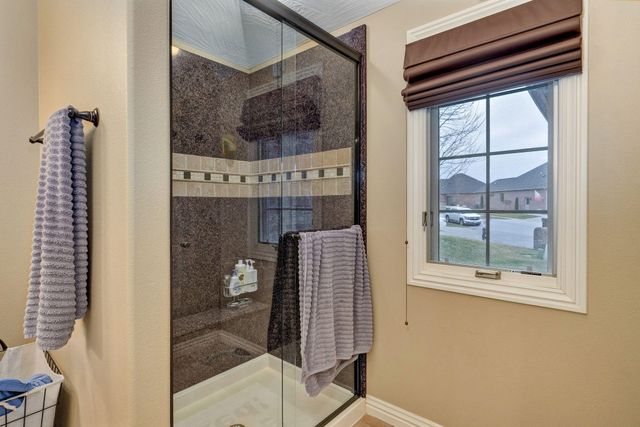 2915 E Chinkapin Lane, Springfield, MO 65804