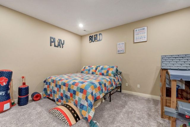 2915 E Chinkapin Lane, Springfield, MO 65804