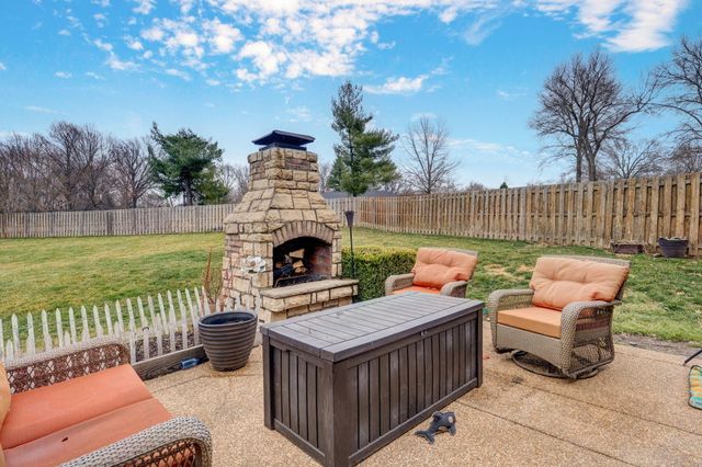 2915 E Chinkapin Lane, Springfield, MO 65804