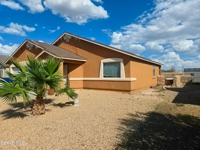 949 DANNY SANCHEZ Place, Anthony, TX 79821