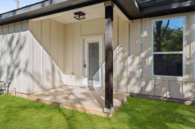 150 Bandera Circle, Payne Springs, TX 75156