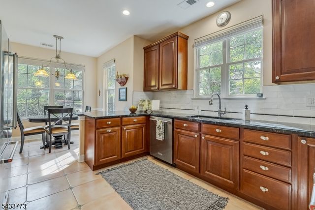 1 Ebersohl Cir, Readington Twp., NJ 08889