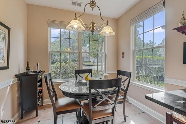 1 Ebersohl Cir, Readington Twp., NJ 08889