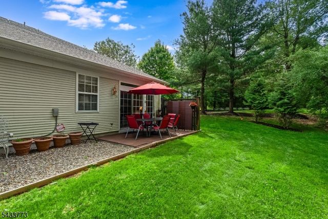 1 Ebersohl Cir, Readington Twp., NJ 08889