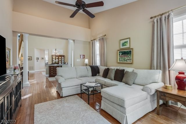 1 Ebersohl Cir, Readington Twp., NJ 08889