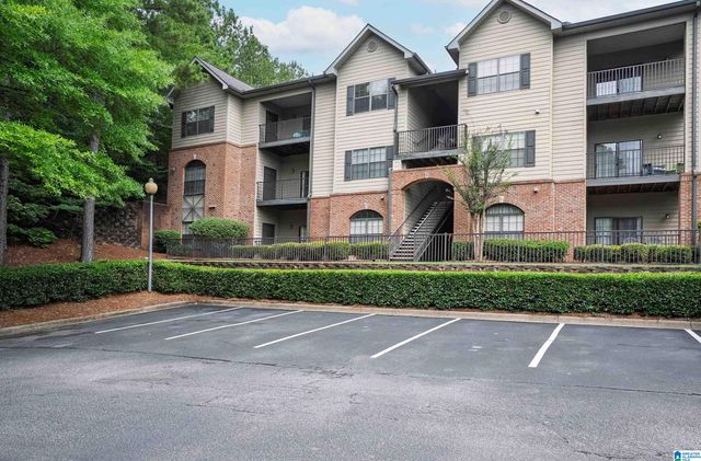 303 Sterling Oaks Dr Unit 303, Hoover, AL 35244