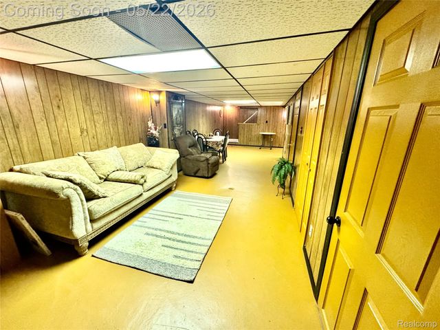 11964 Waiteley Drive, Sterling Heights, MI 48313