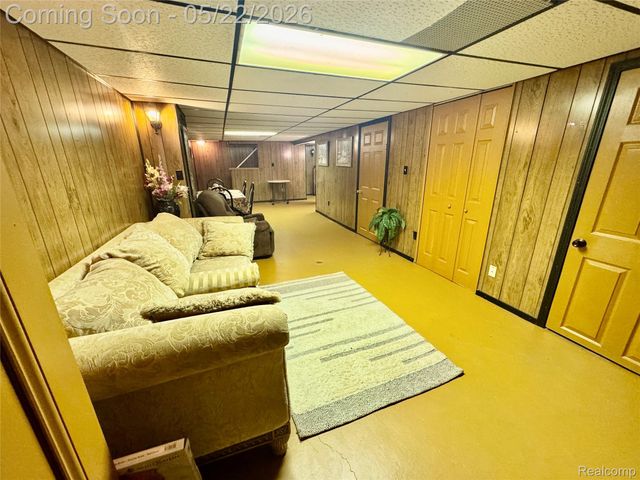 11964 Waiteley Drive, Sterling Heights, MI 48313