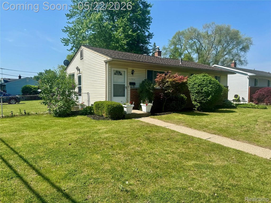 11964 Waiteley Drive, Sterling Heights, MI 48313