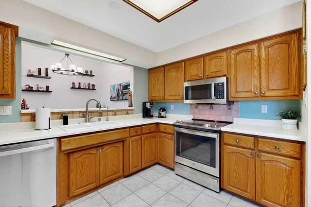 10433 Camino Del Oso NE, Albuquerque, NM 87111