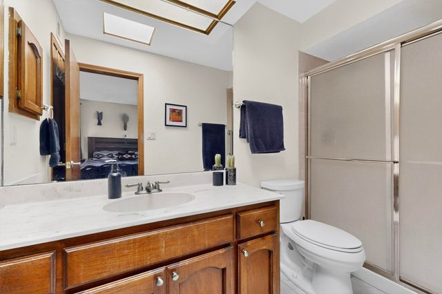 10433 Camino Del Oso NE, Albuquerque, NM 87111
