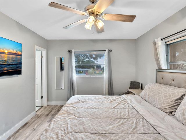 371 NW 76th Ave 201, Margate, FL 33063