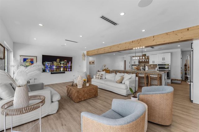 8311 SW 47th St, Miami, FL 33155