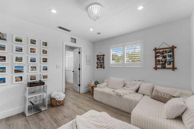 8311 SW 47th St, Miami, FL 33155