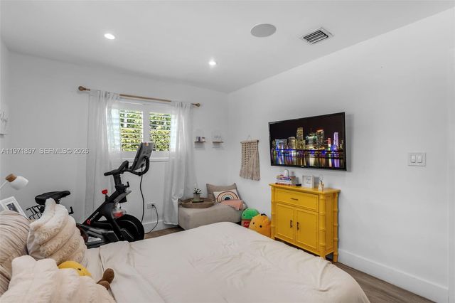 8311 SW 47th St, Miami, FL 33155