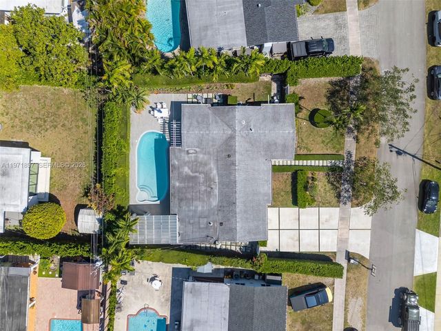 8311 SW 47th St, Miami, FL 33155