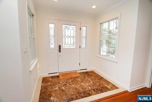 23 Deerhorn Trail, Upper Saddle River, NJ 07458