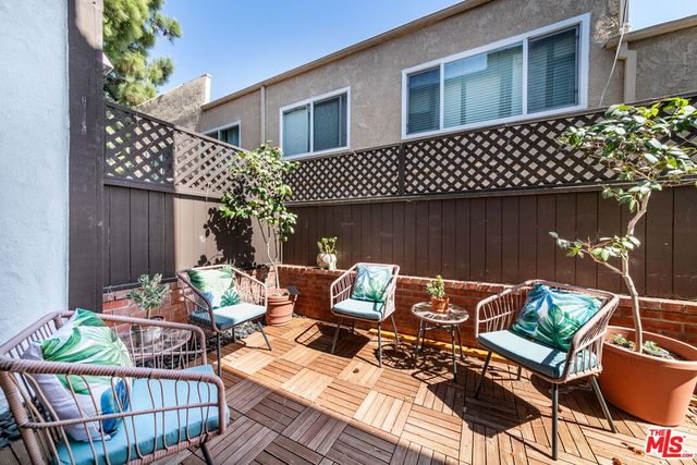 1138 21st Street 2, Santa Monica, CA 90403