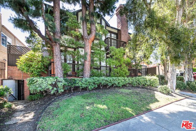 1138 21st Street 2, Santa Monica, CA 90403