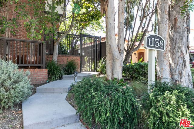 1138 21st Street 2, Santa Monica, CA 90403