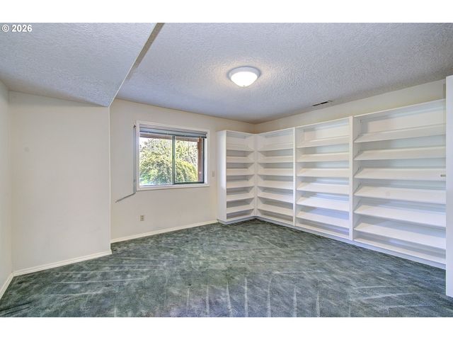 2117 LEWIS RIVER Rd, Woodland, WA 98674