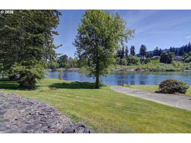 2117 LEWIS RIVER Rd, Woodland, WA 98674