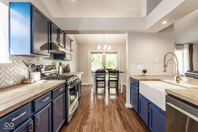 3360 Fox Orchard Circle, Indianapolis, IN 46214