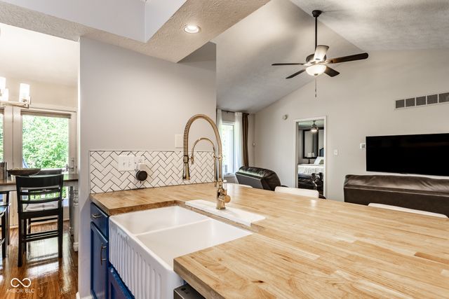 3360 Fox Orchard Circle, Indianapolis, IN 46214