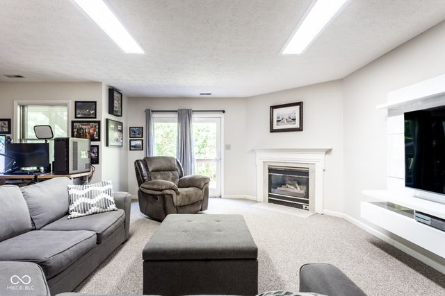 3360 Fox Orchard Circle, Indianapolis, IN 46214