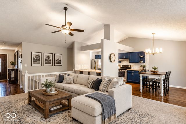 3360 Fox Orchard Circle, Indianapolis, IN 46214