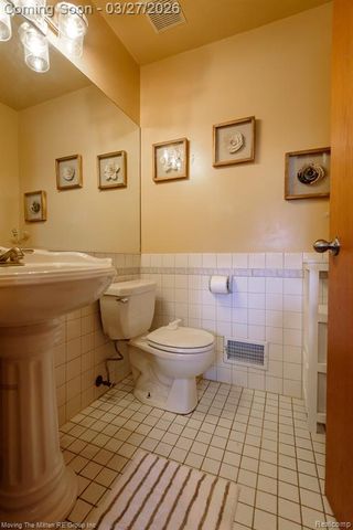 40065 S Interstate 94 Service Drive, Belleville, MI 48111