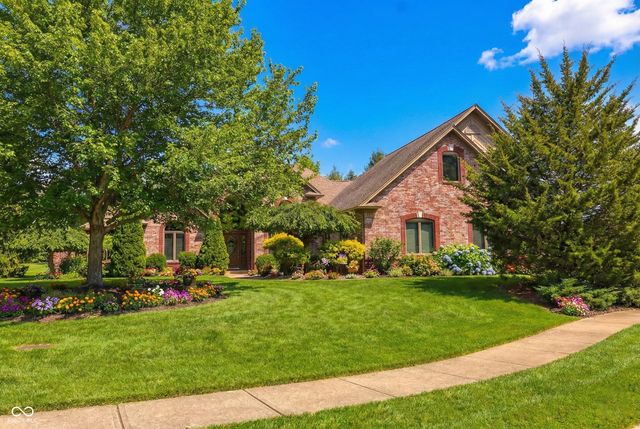 1929 Willow Bend Court, Avon, IN 46123