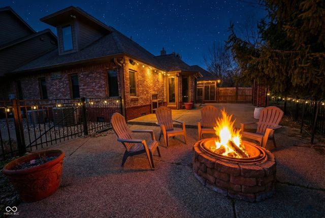 1929 Willow Bend Court, Avon, IN 46123